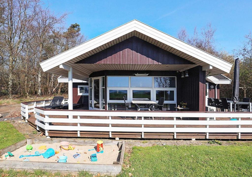 Sillerslev House | Fjordview Retreat with Spa