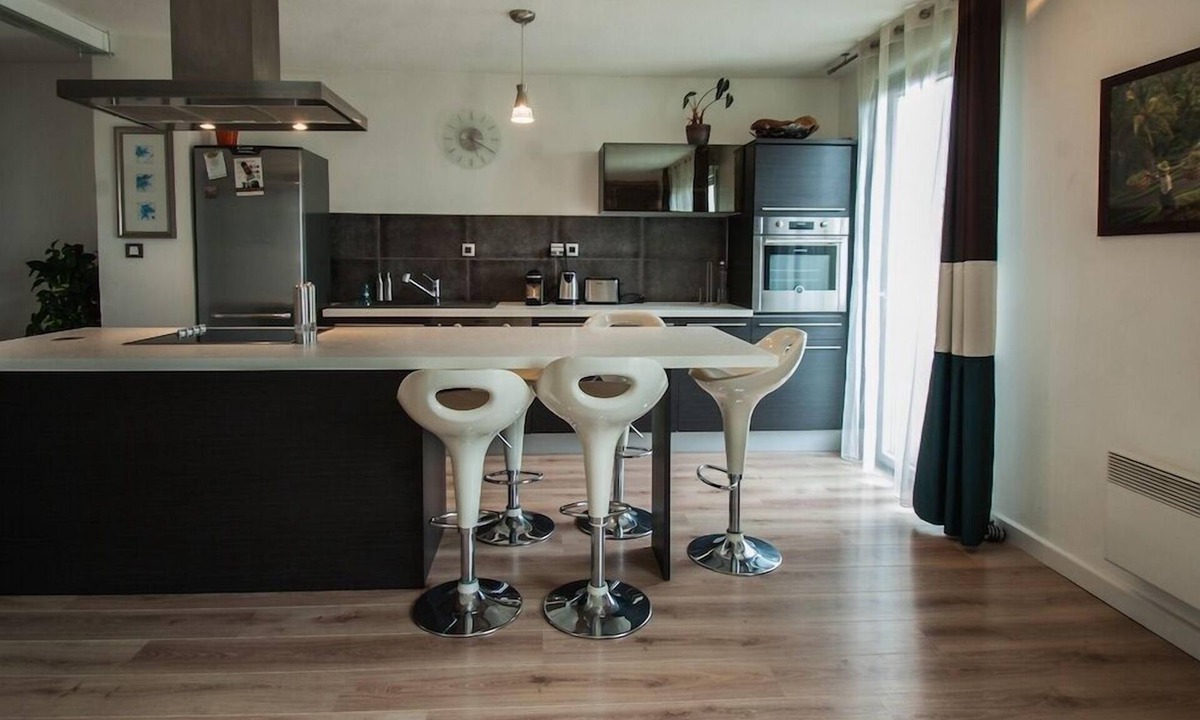 Ancely Apartment | FLAMBERE - 80m2 - 2 chambres + parking + terrasse