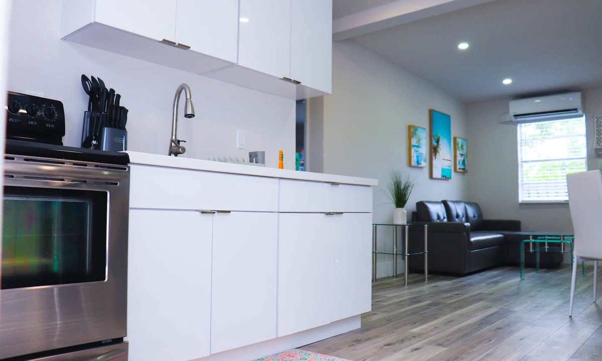 Dania Beach House | Flamingo Beach House