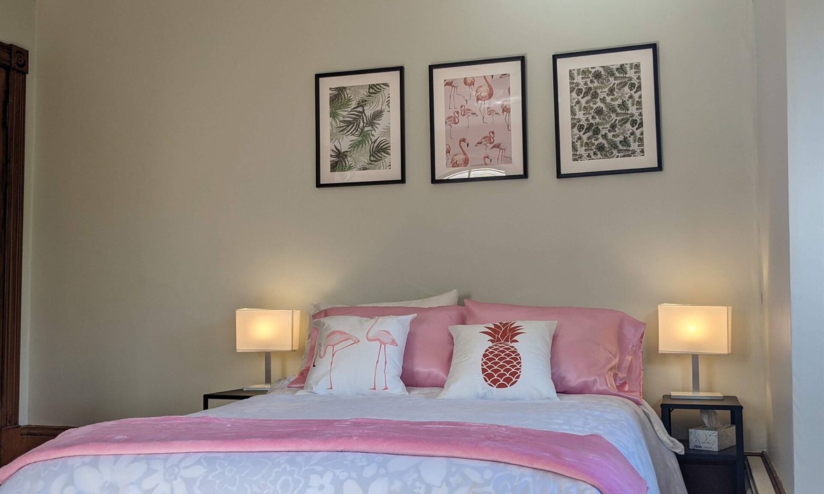 Wolfville Apartment | Flamingo Suite (Downtown Wolfville)