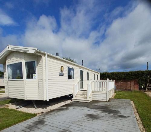 Kirby Misperton Other | Flamingoland land private caravan A051 Willows Grove