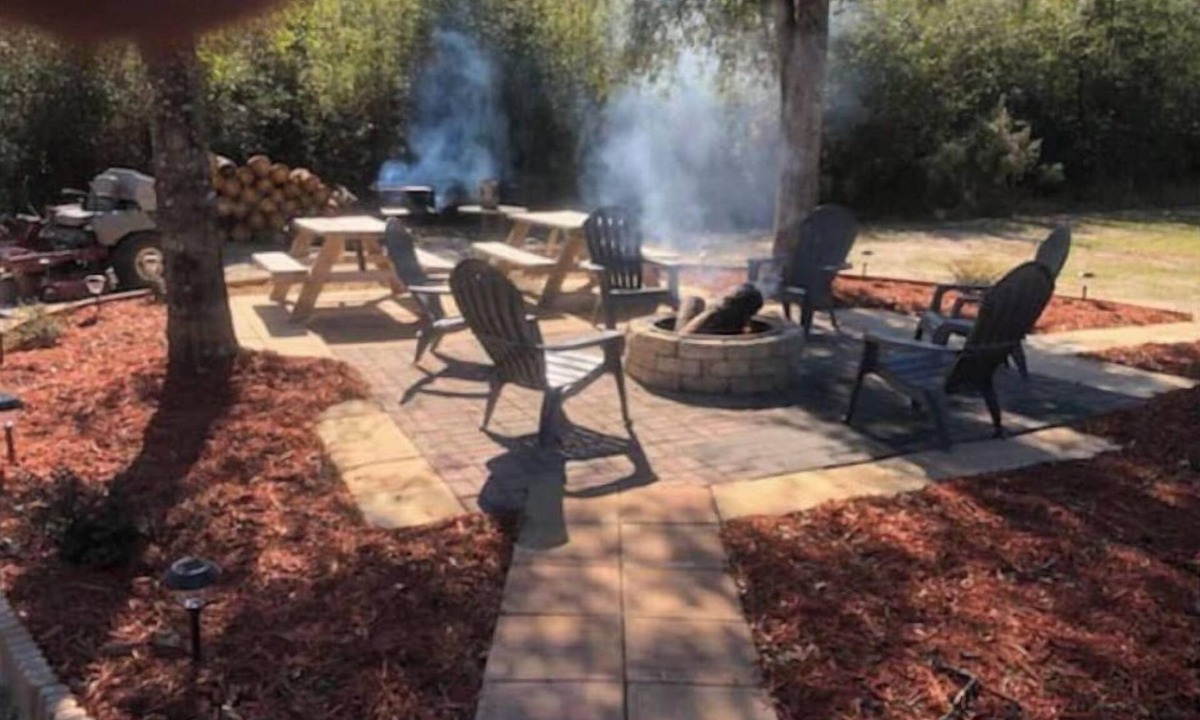 Fort White Cabin | Flanders Cabin Retreat