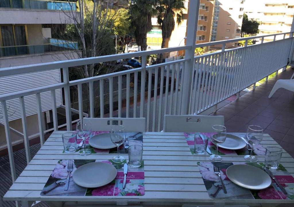 Salou City Centre Apartment | Flandria appartement 150m from beach