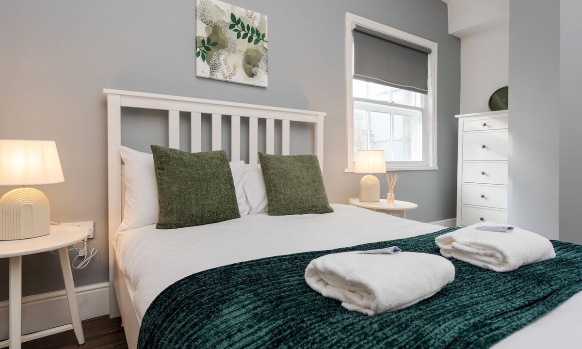 RopeWalks Apartment | Flat 3, Colquitt St, 1 Bed, L1 - Pass the Keys