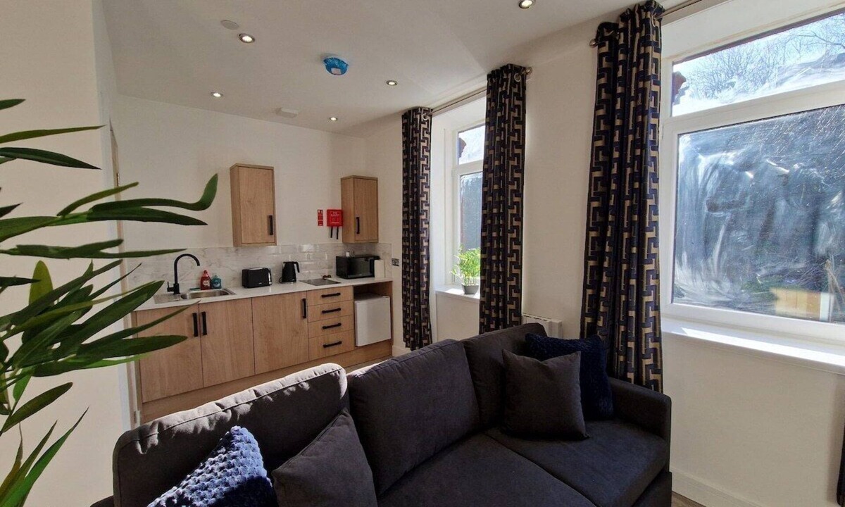 Mountain Ash Apartment | Flat 3. Modern one bed apartment