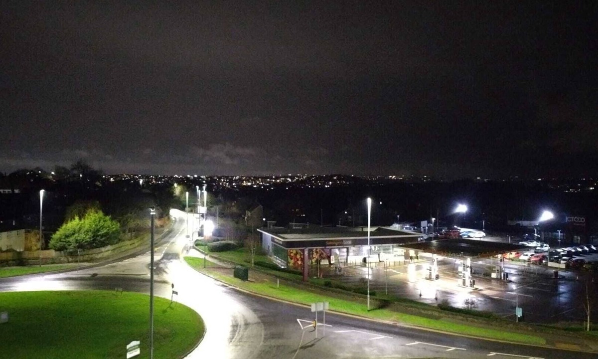 Yeadon Apartment | Flat 407 City View Apartment