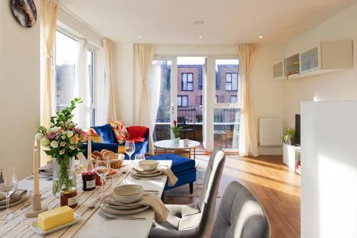 London Borough of Hounslow House | Flat 54, Myers Court