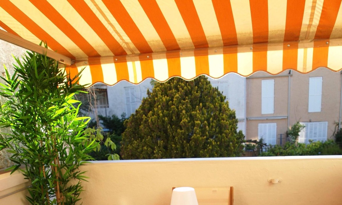 Les Lecques Apartment | FLAT-LAVANDINES