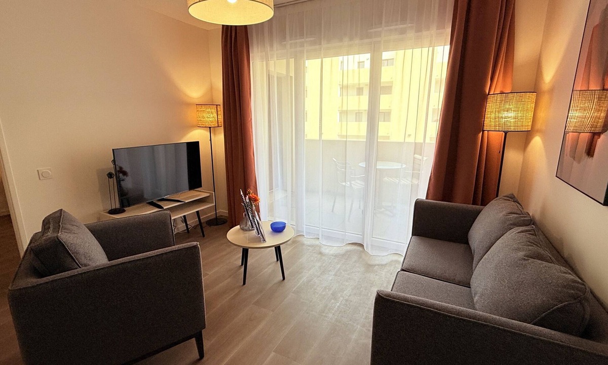 Carcassonne Apartment | Flat with 2 bedrooms and bathroom
