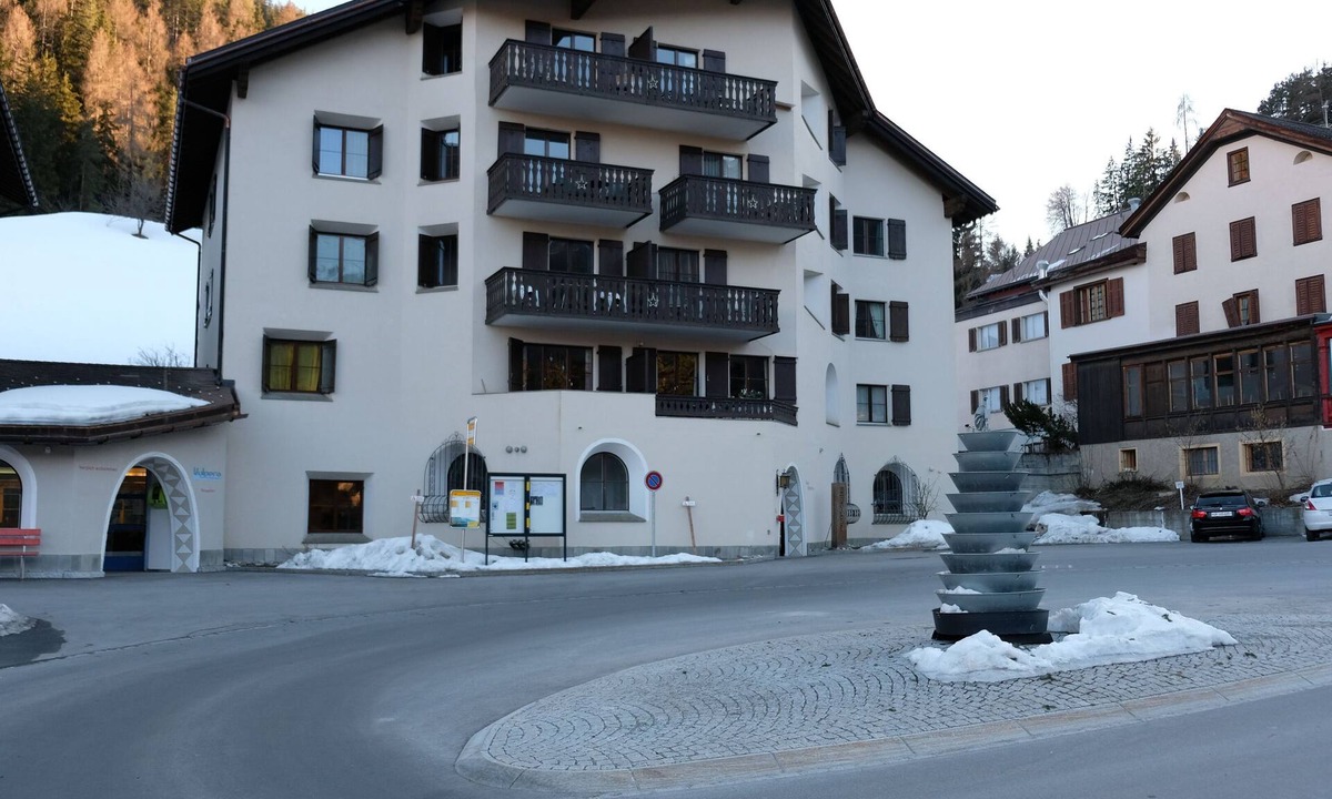 Vulpera Apartment | Flat with mountain view