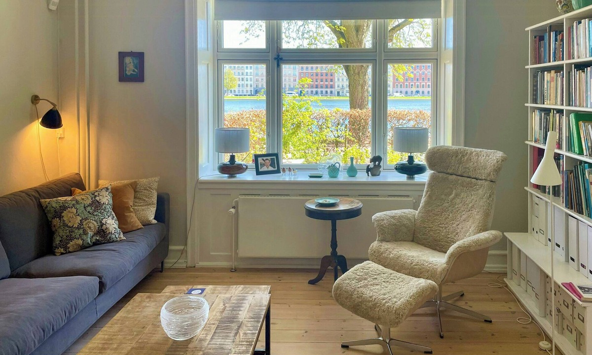 Norrebro Apartment | Flat with private garden by the lakes