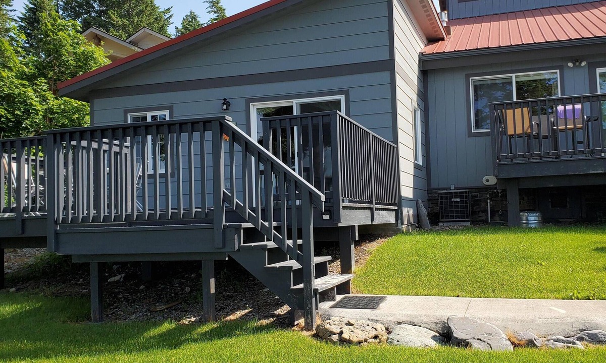 Woods Bay Apartment | Flathead Lake Escape!