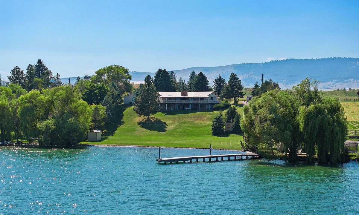 Jette House | Flathead Lake Haven on the Water