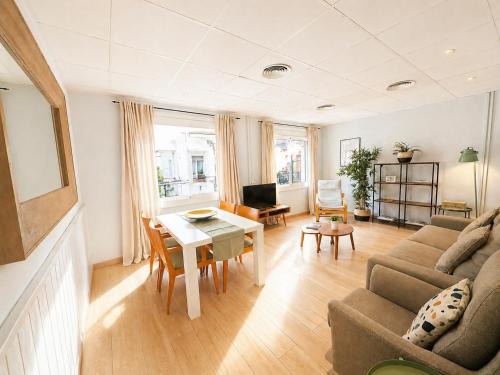 El Guinardo Apartment | Flaugier Apartments (1-1)