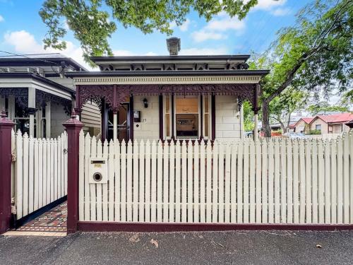 Flemington House | Flemington Escape with private rooftop area