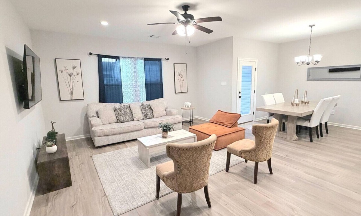 Highlands - Perkins House | Fleur de Fun Krewe Fortress in Baton Rouge- CL5612