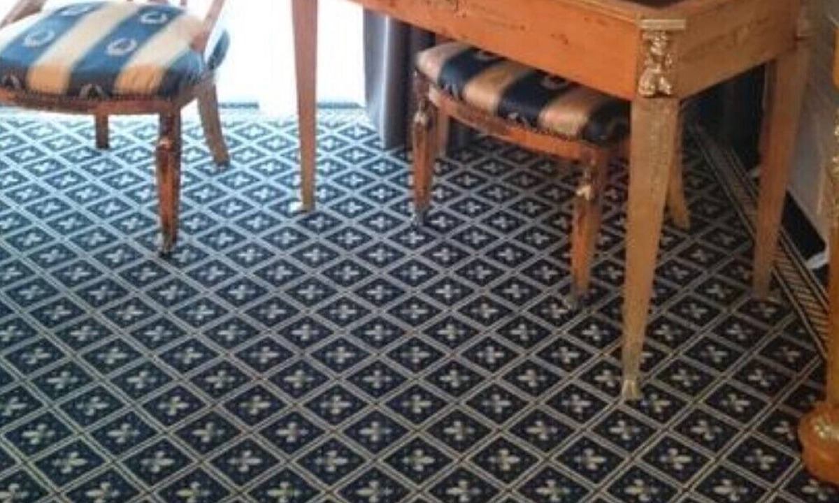 Bailleul Apartment | >>> Fleur de Lys 1 >>>