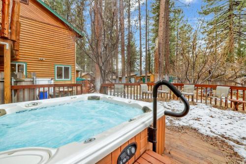 Fawnskin House | Flitterbick lodge #2246