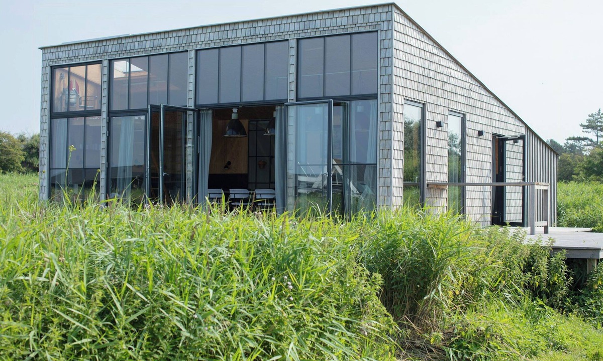 Sjllands Odde House | Float in reeds and enjoy starlit sky