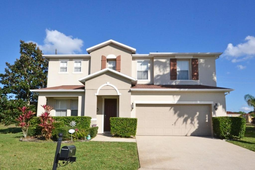 Windwood Bay House | Florida Tradition home