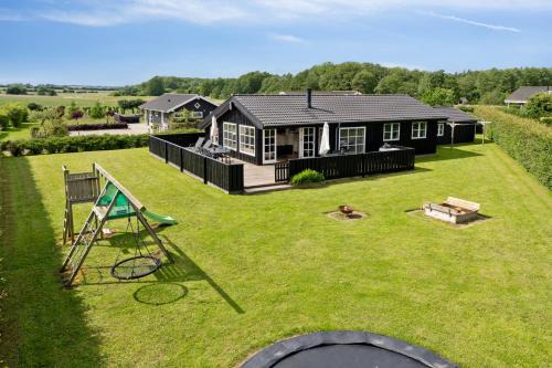 Flovt Strand House | Flovt Beach Peace And Private Garden