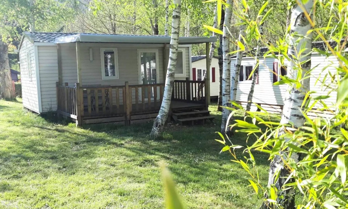Saint-Antonin Noble Val House | Flower Camping les Gorges de l'Aveyron * - Comfort mobile home + 23m² (2 bedrooms) + covered terrace for 4 people