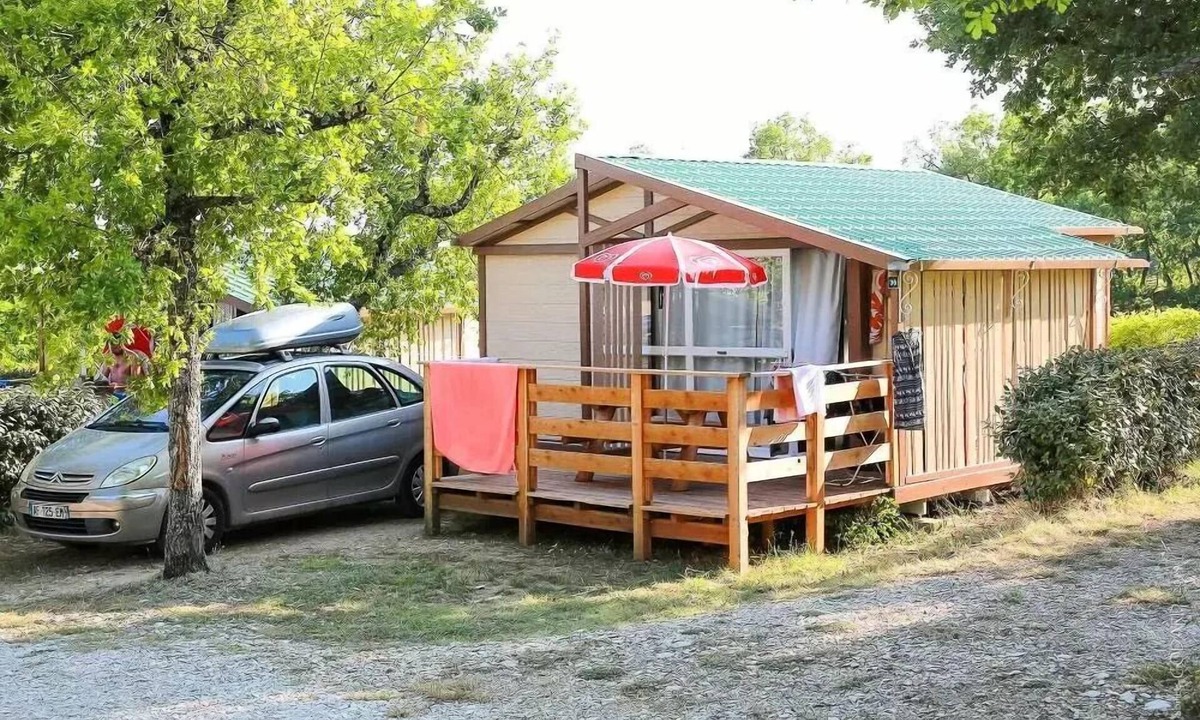 Banon Ski Chalet | Flower Camping le Epi Bleu * - Standard chalet 35m2 (2 bedrooms) - terrace included 10m2 5 persons