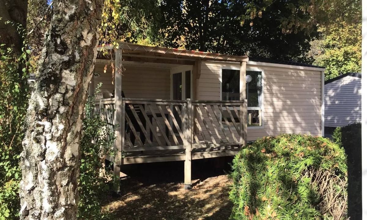 Luynes House | Flower Camping Les Granges * - Mobile home Loggia Comfort 32 m2 (2 bedrooms) + covered terrace 4 people