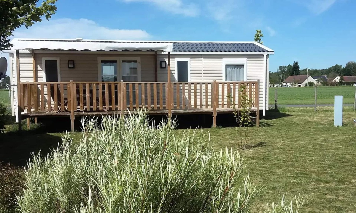 Brehemont House | Flower Camping Loire et Châteaux * - Mobile home Premium 39m2 (3 bedrooms) - 2 bathrooms - semi-covered terrace 6 people