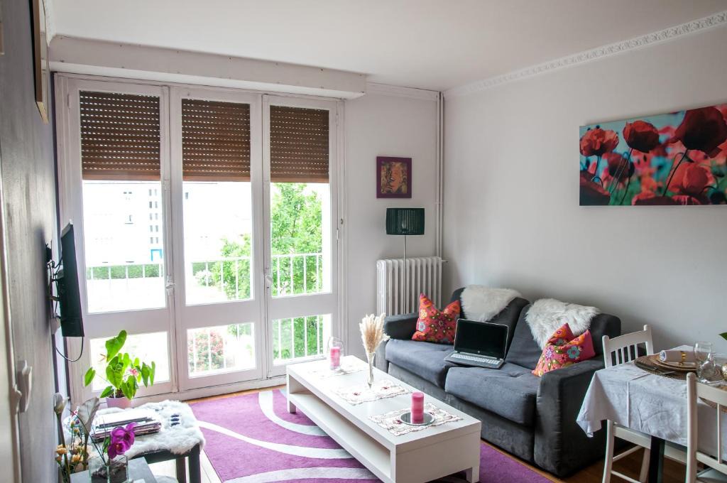 Beauvais Apartment | Flozed