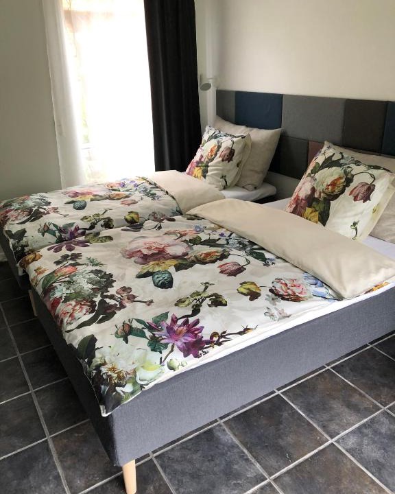 Fly Bed & Breakfast | Fly B&B