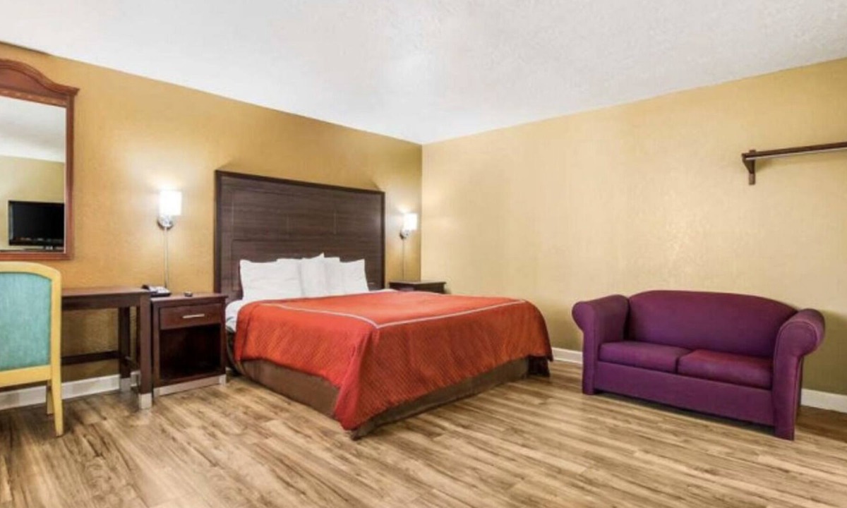 Keene Hotel | FM Lodge