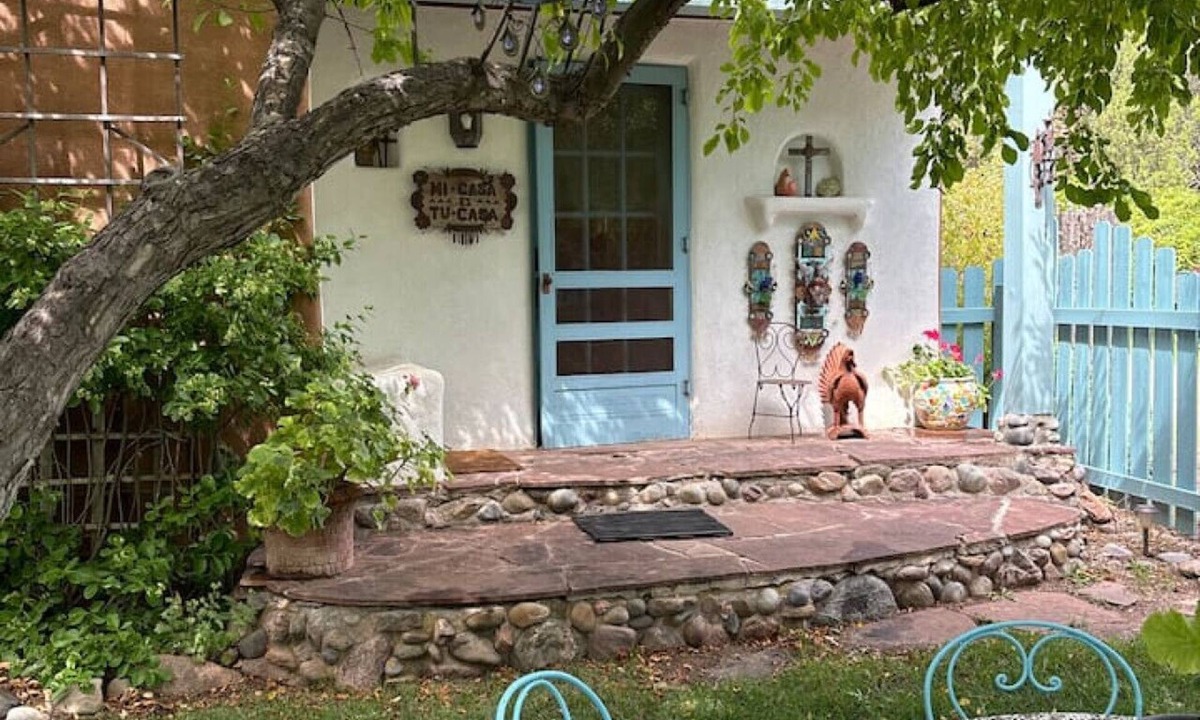 Tesuque House | Folk Art Inspired Folk House in Tesuque