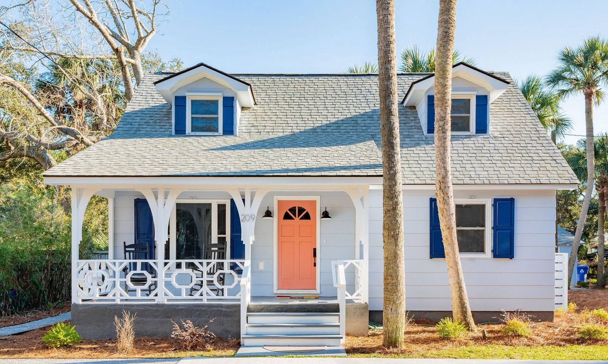 Sunset Point House | Folly Vacation Beautiful Beach Cottage 209-A