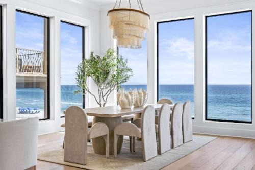 Miramar Beach House | FOMO