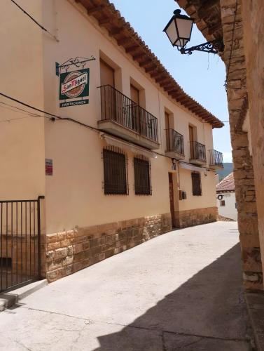 Villarluengo House | Fonda Josefina