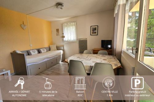 Font-Romeu-Odeillo-Via Apartment | Font-Romeu Studio Cabine RDC avec Balcon ensoleillé & Garage privé
