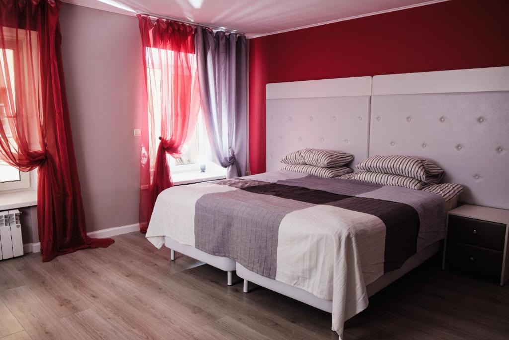 Nevsky Prospekt Apartment | Fontanka 40