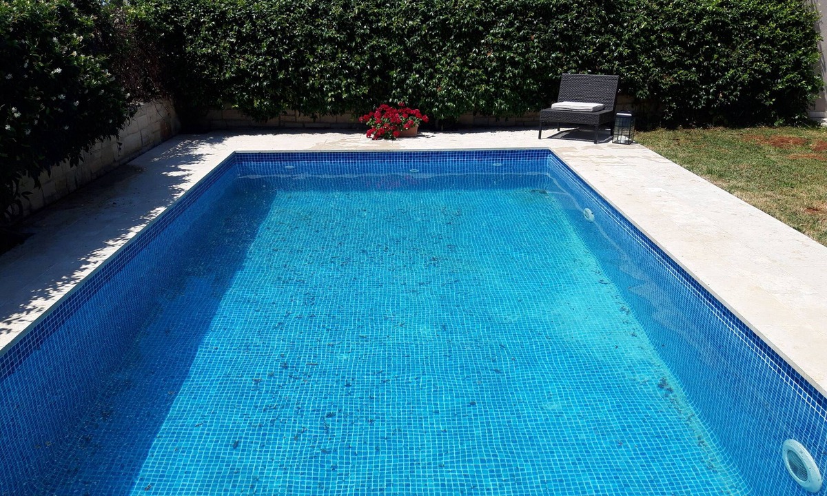Dajla House | For Families - Spacious 4-bedroom vacation house with pool, close to the sea!