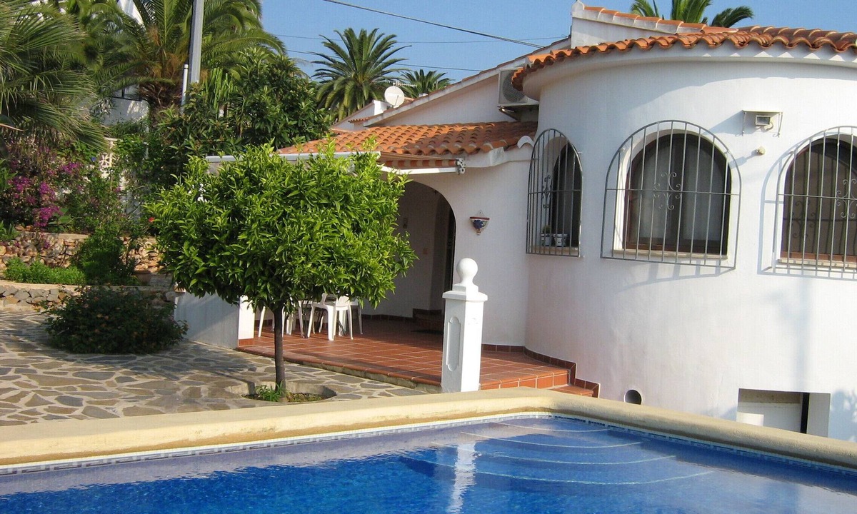 La Empedrola Villa | FOR RENT VILLA CALPE COMETA 2 12 Bis SPAIN