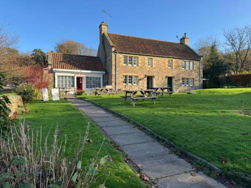 Ford Bed & Breakfast | Ford Village Bed & Breakfast