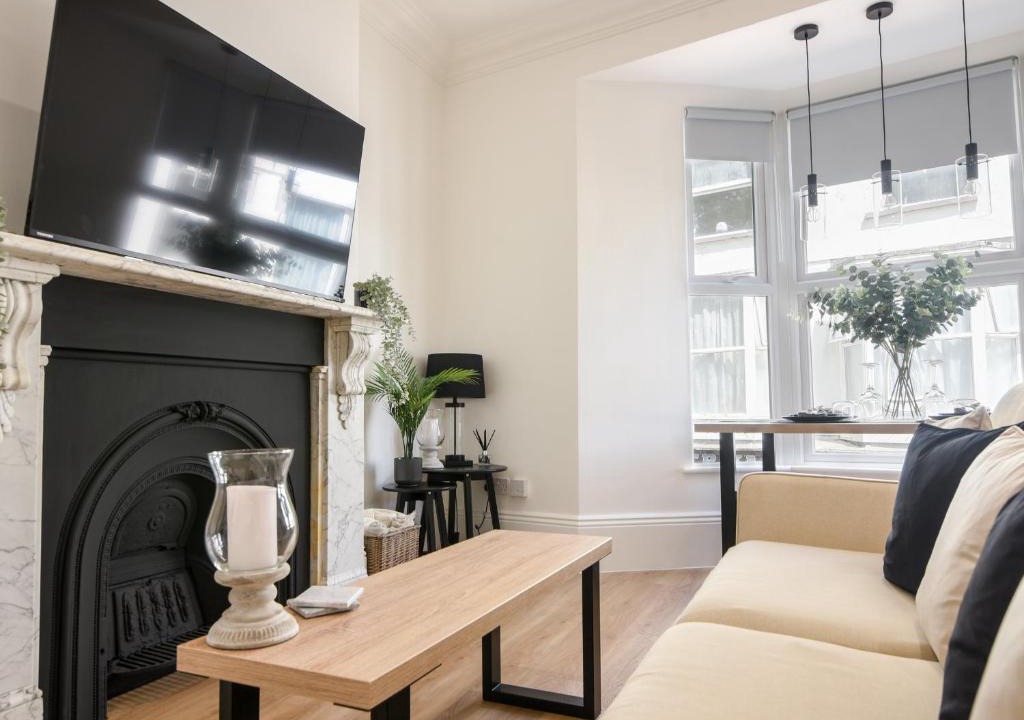 Seaton Apartment | Fore Street House - Apartment 2