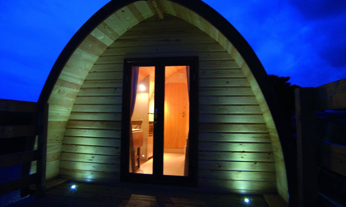 Chamberet Cabin | Forest cabin