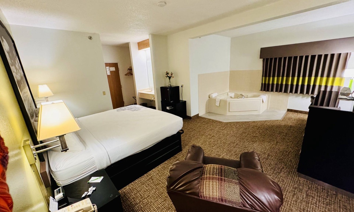 Forest City Hotel | Forest City Inn