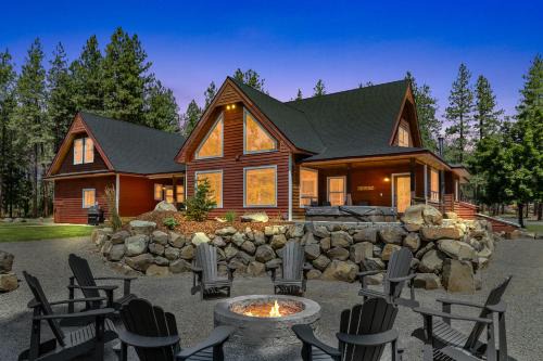 Cle Elum Villa | Forest Escape
