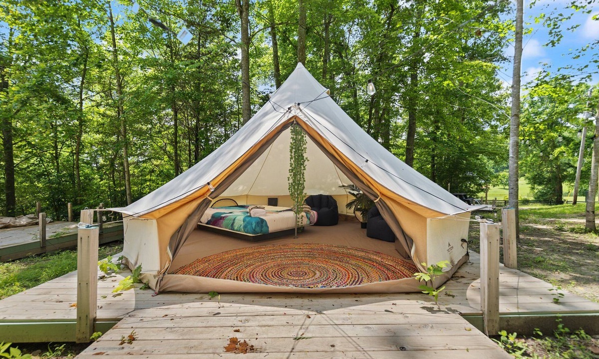 Stanton House | Forest Glamp Retreat Hot Tub & Fire