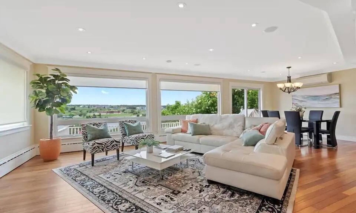 Quidi Vidi Apartment | Forest House QV Lake View Parking