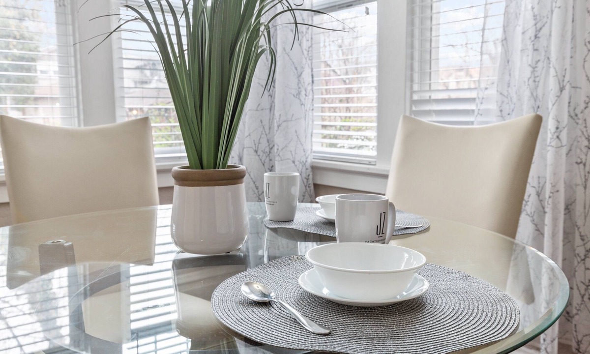 St. Louis House | Forest Park Oasis | JZ Vacation Rentals