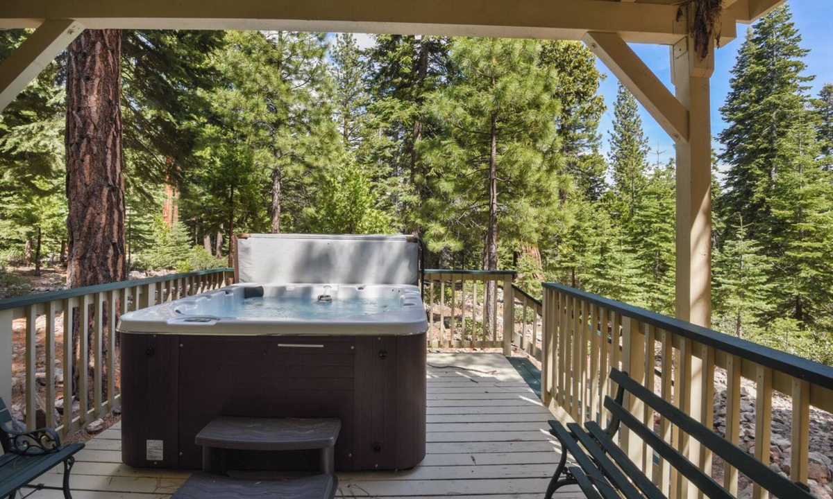 Carnelian Bay Cabin | Forest Retreat - Hot Tub, Close to Lake