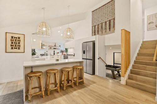 Papakura House | Forest Retreat with pool table & 10min to wineries